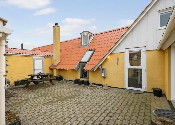 3 Bedroom Beautiful In Σπίτι διακοπών